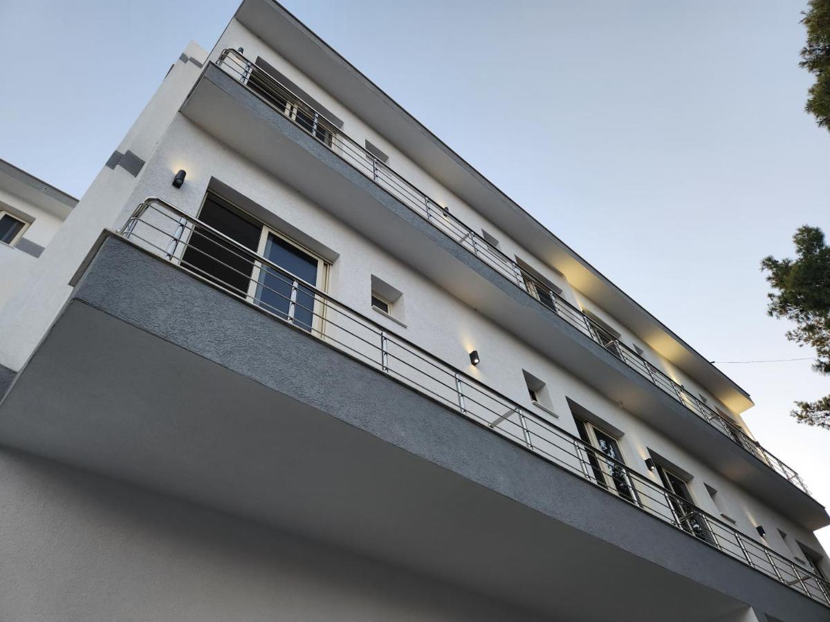Sea Front Villa Влёра Экстерьер фото
