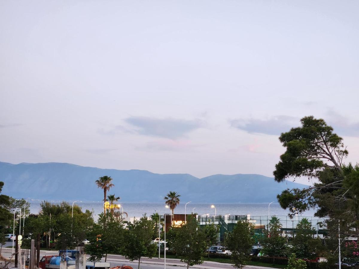 Sea Front Villa Влёра Экстерьер фото